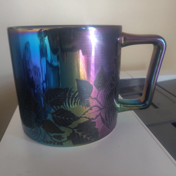 2020 Starbucks Black Iridescent w Roses Limited Cup / Mug Metallic